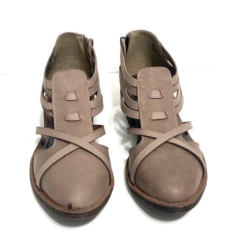 Coconuts by Matisse Charcoal Gray Ankle Booties 1.5” Heel Side Zip Size 8.5 - Picture 2 of 8